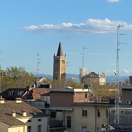 Forumguesthouse Verdi Centro Storico パルマ エクステリア 写真