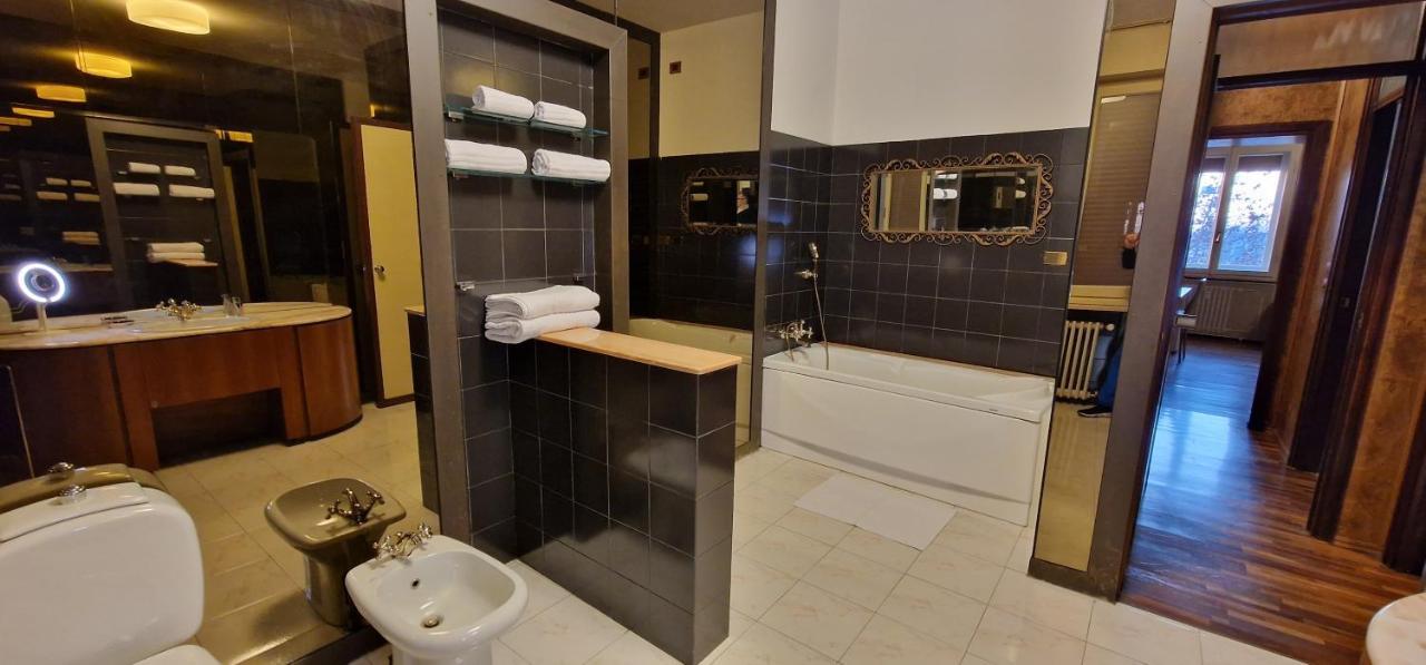 Forumguesthouse Verdi Centro Storico パルマ エクステリア 写真