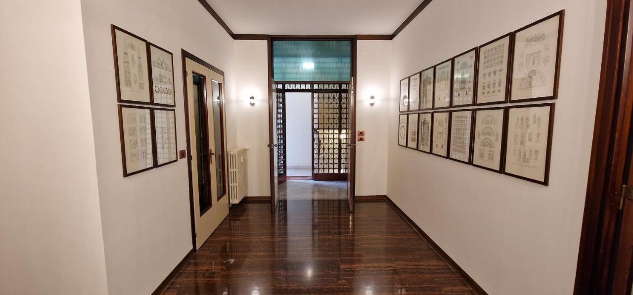 Forumguesthouse Verdi Centro Storico パルマ エクステリア 写真